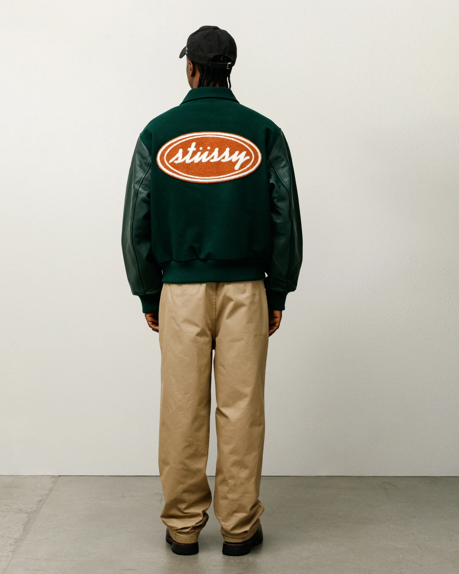 SCRIPT OVAL VARSITY - Image 3