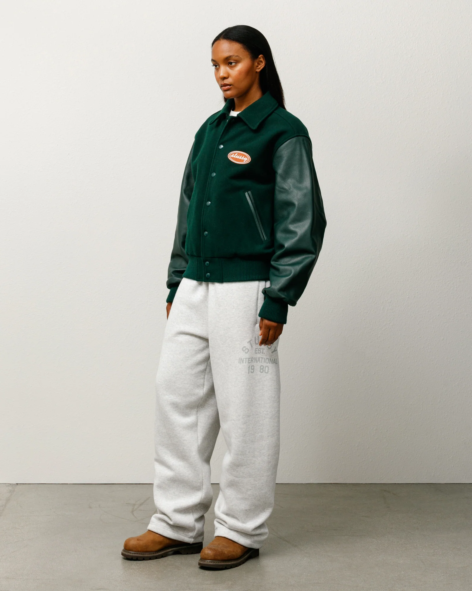 SCRIPT OVAL VARSITY - Image 6