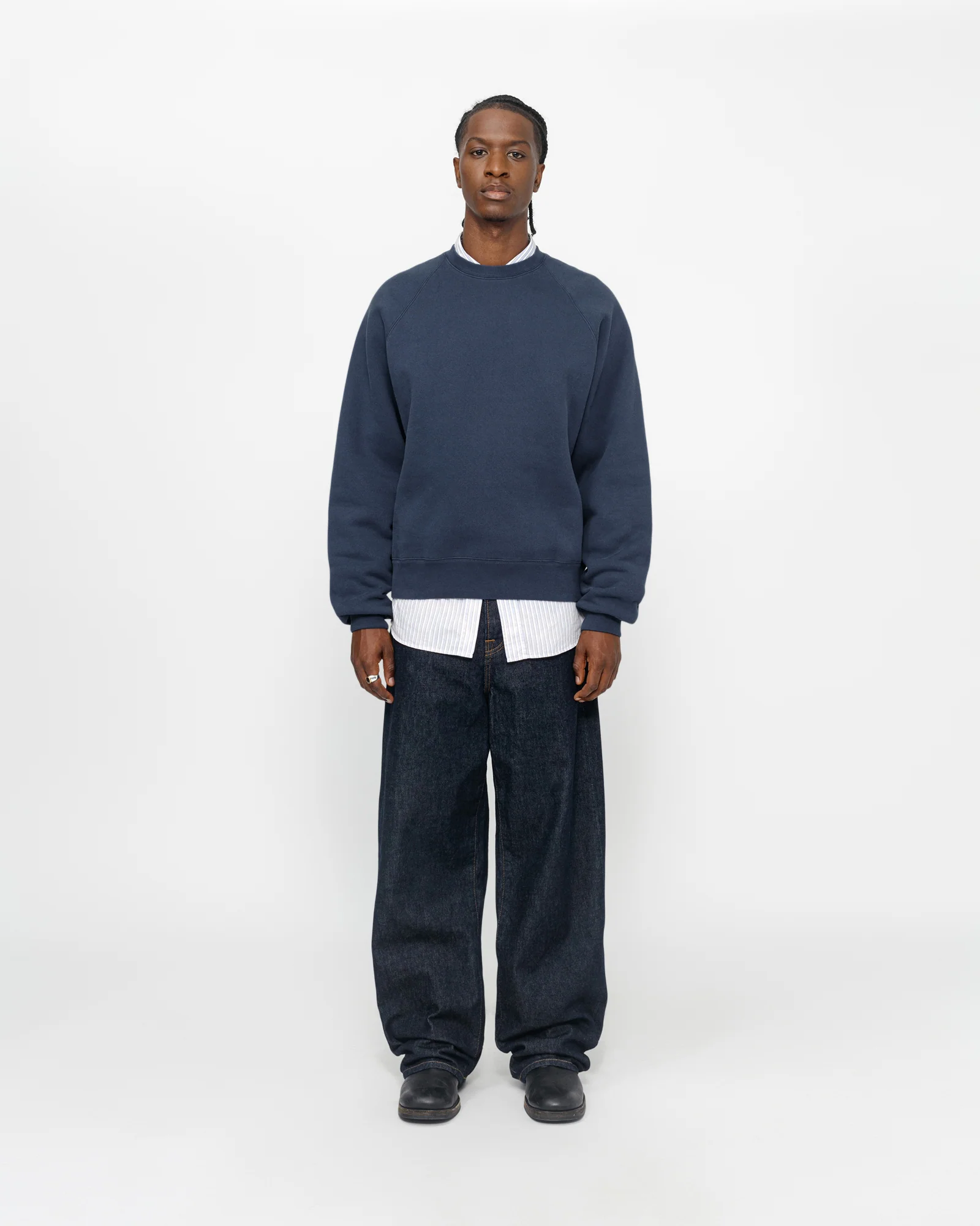 FLEECE RAGLAN CREW - Image 3