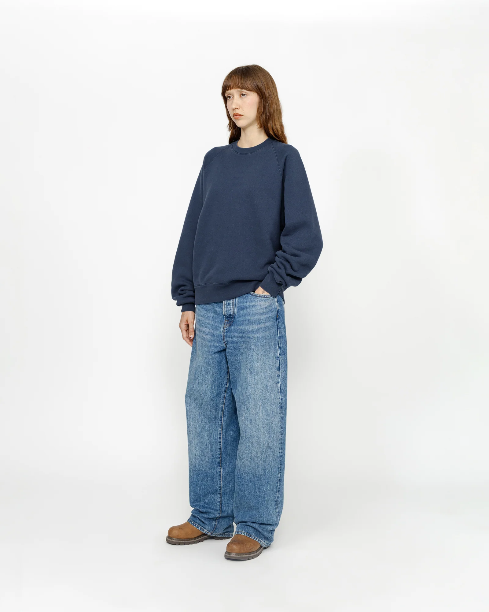 FLEECE RAGLAN CREW - Image 6