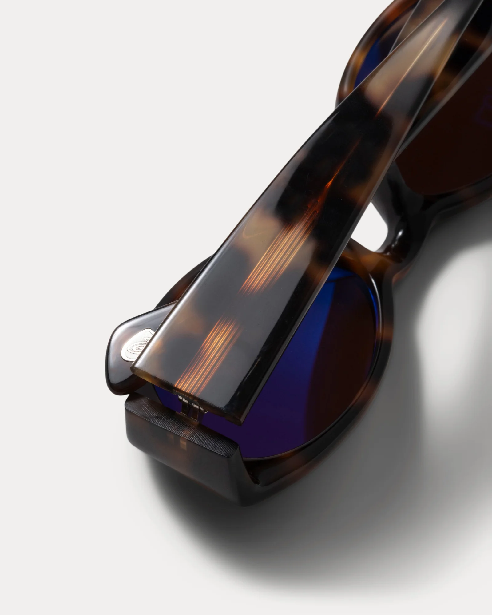 LUNA SUNGLASSES - Image 4