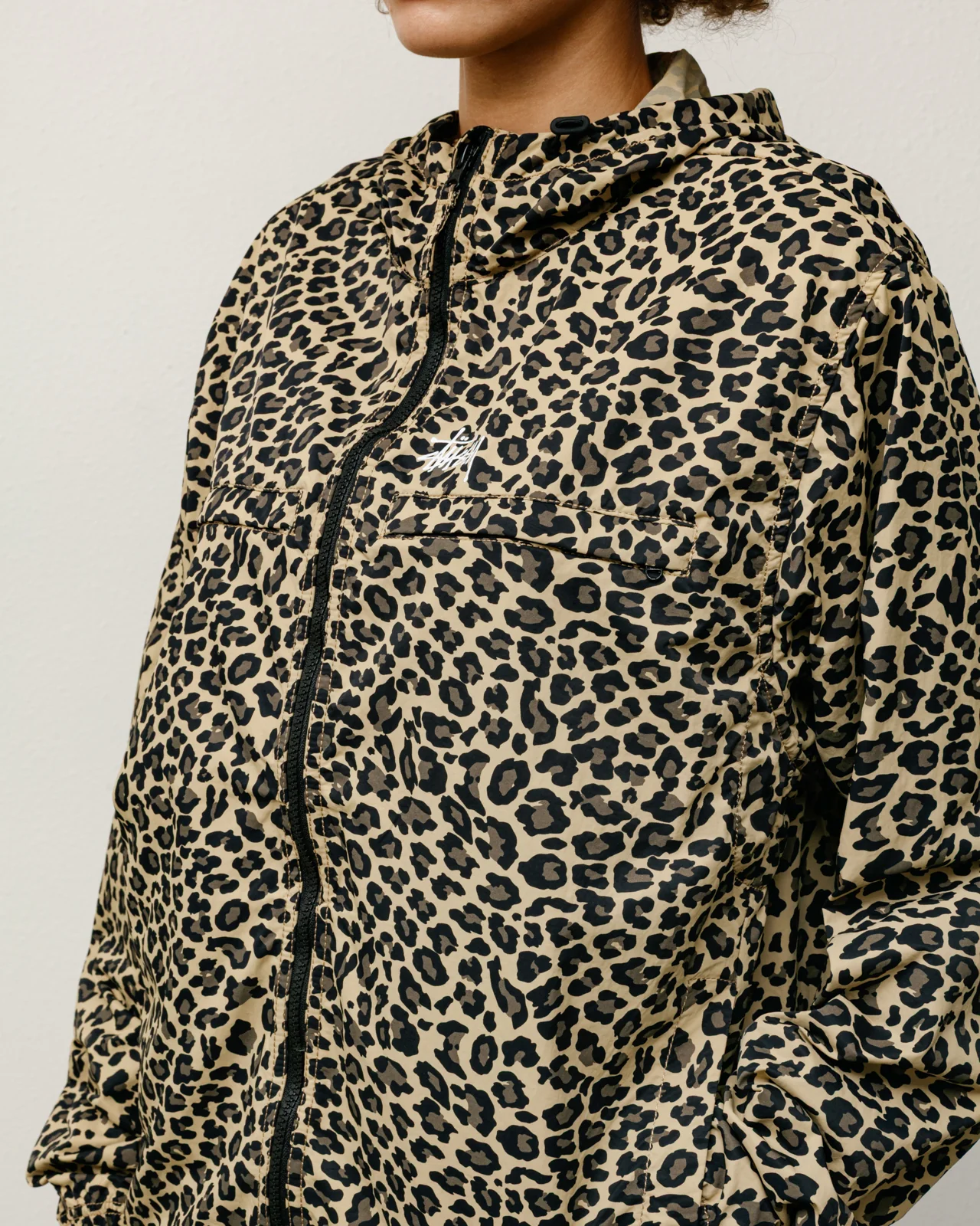 LIGHTWEIGHT HOODED JACKET - Image 4
