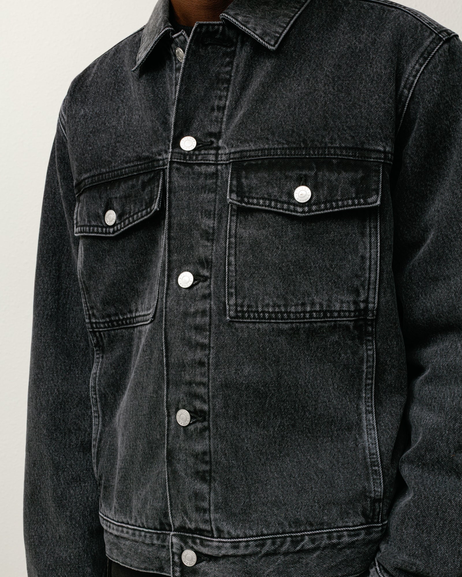 LINED DENIM TRUCKER - Image 2