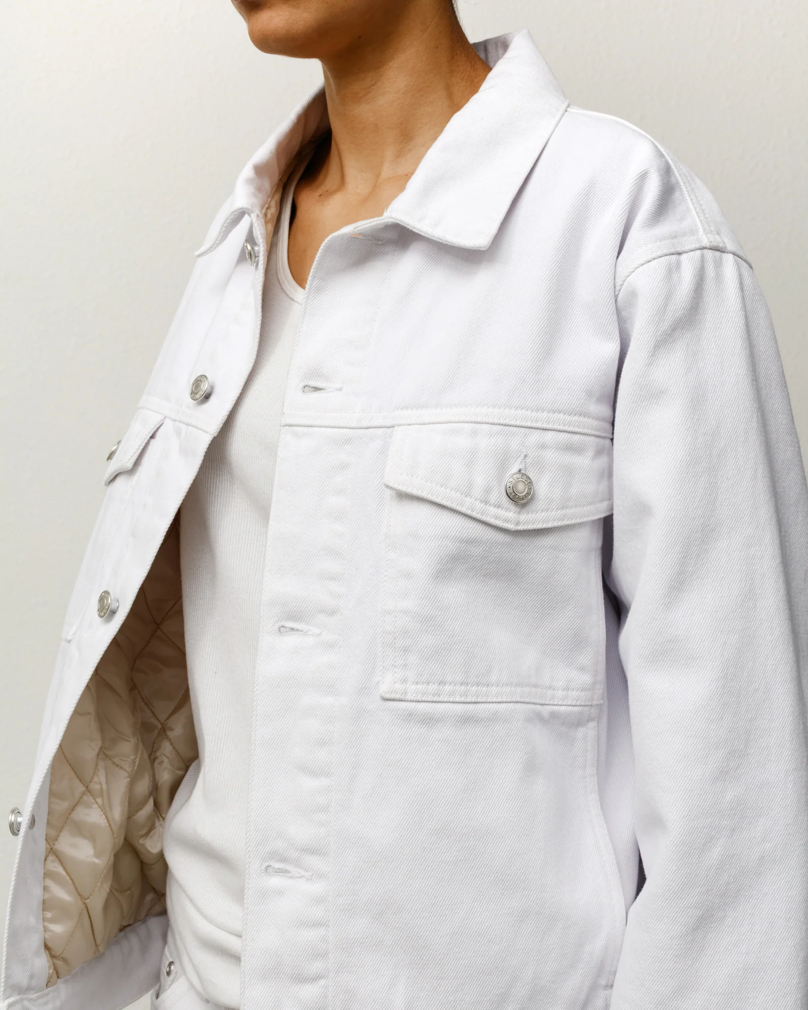 LINED DENIM TRUCKER - Image 3