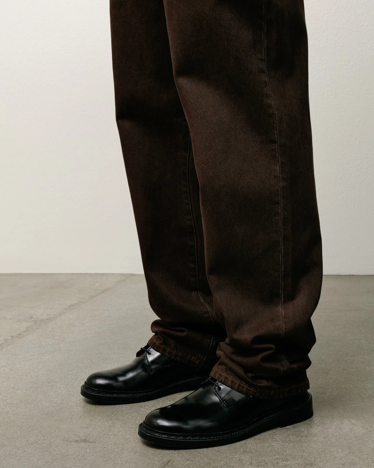 NEW CLASSIC JEANS RESIN DENIM - Image 2