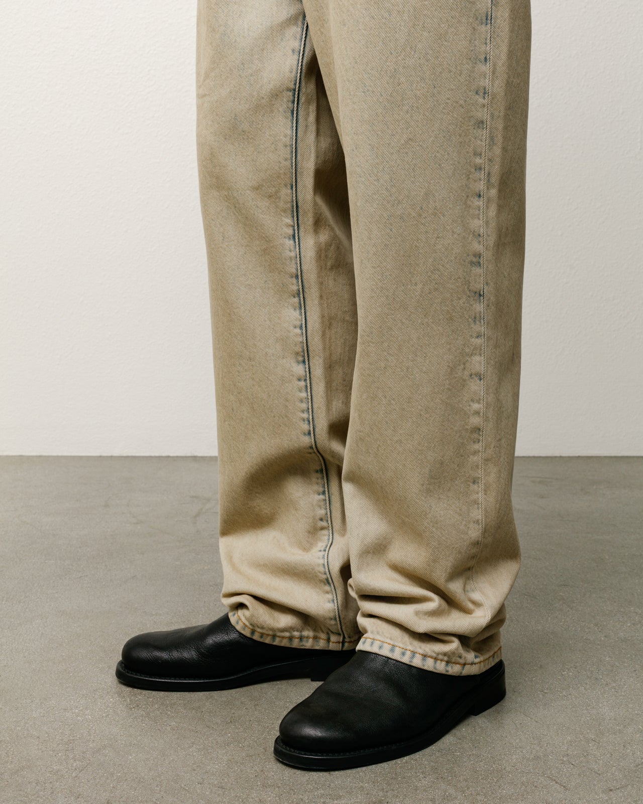 NEW CLASSIC JEANS RESIN DENIM - Image 3