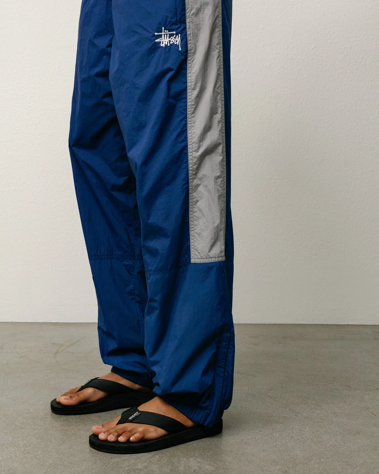 NYLON TRACK PANT - Image 4