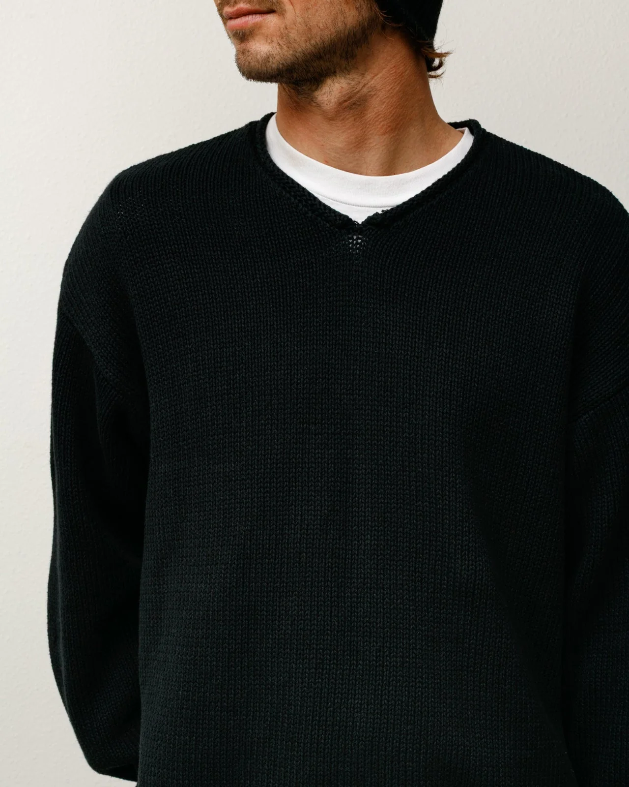 ROLL V NECK SWEATER - Image 2