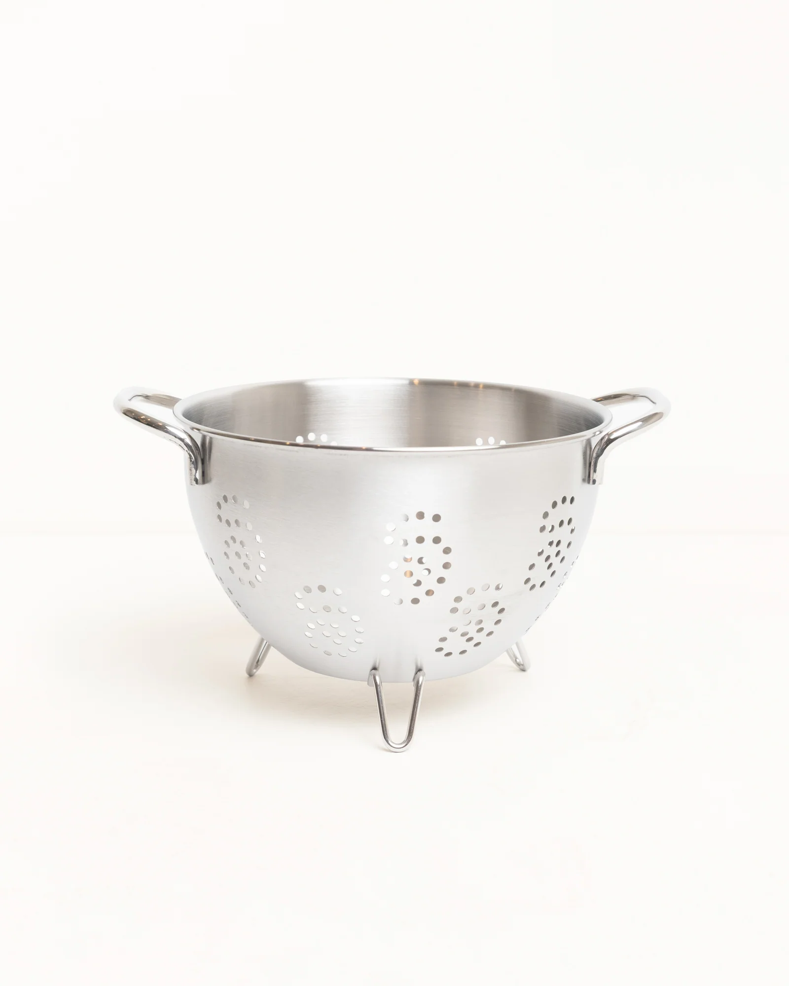 SWIRLY S STRAINER - Image 2